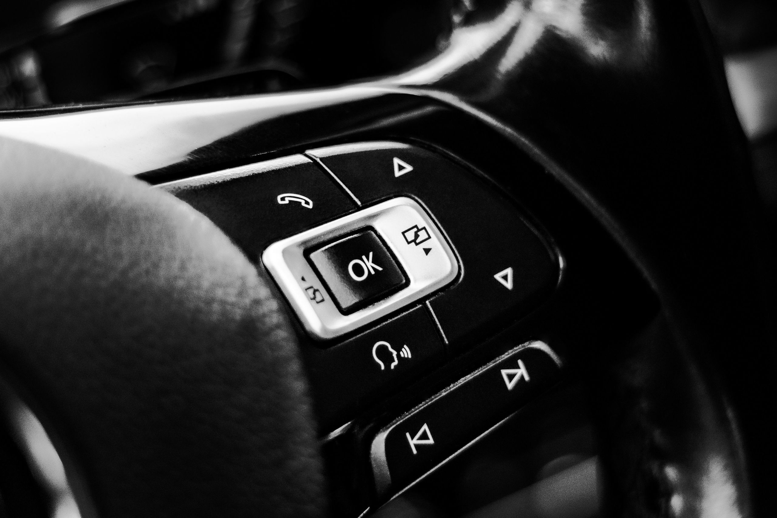Comandi al volante