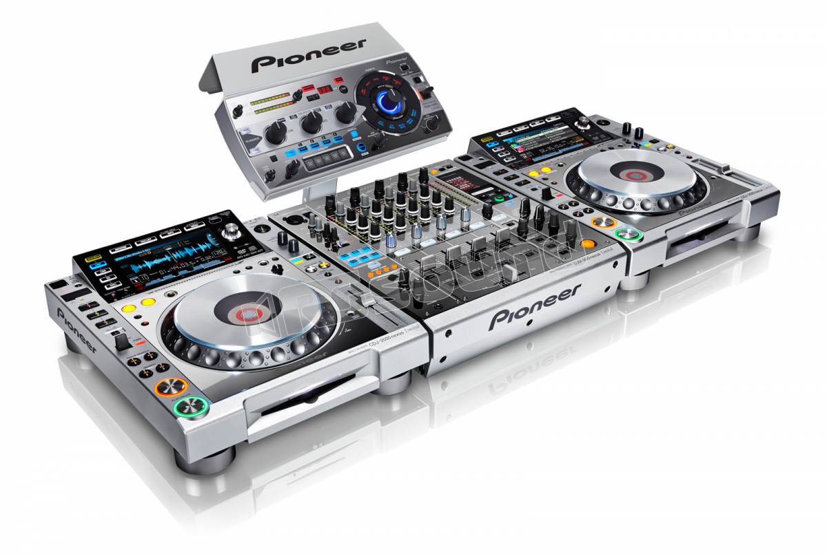 Pioneer DJ CDJ-2000NXS-M