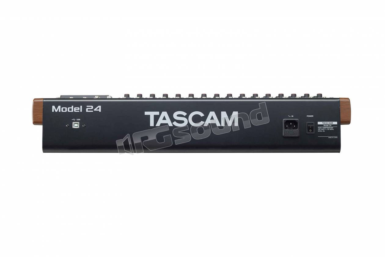 TASCAM MODEL 24